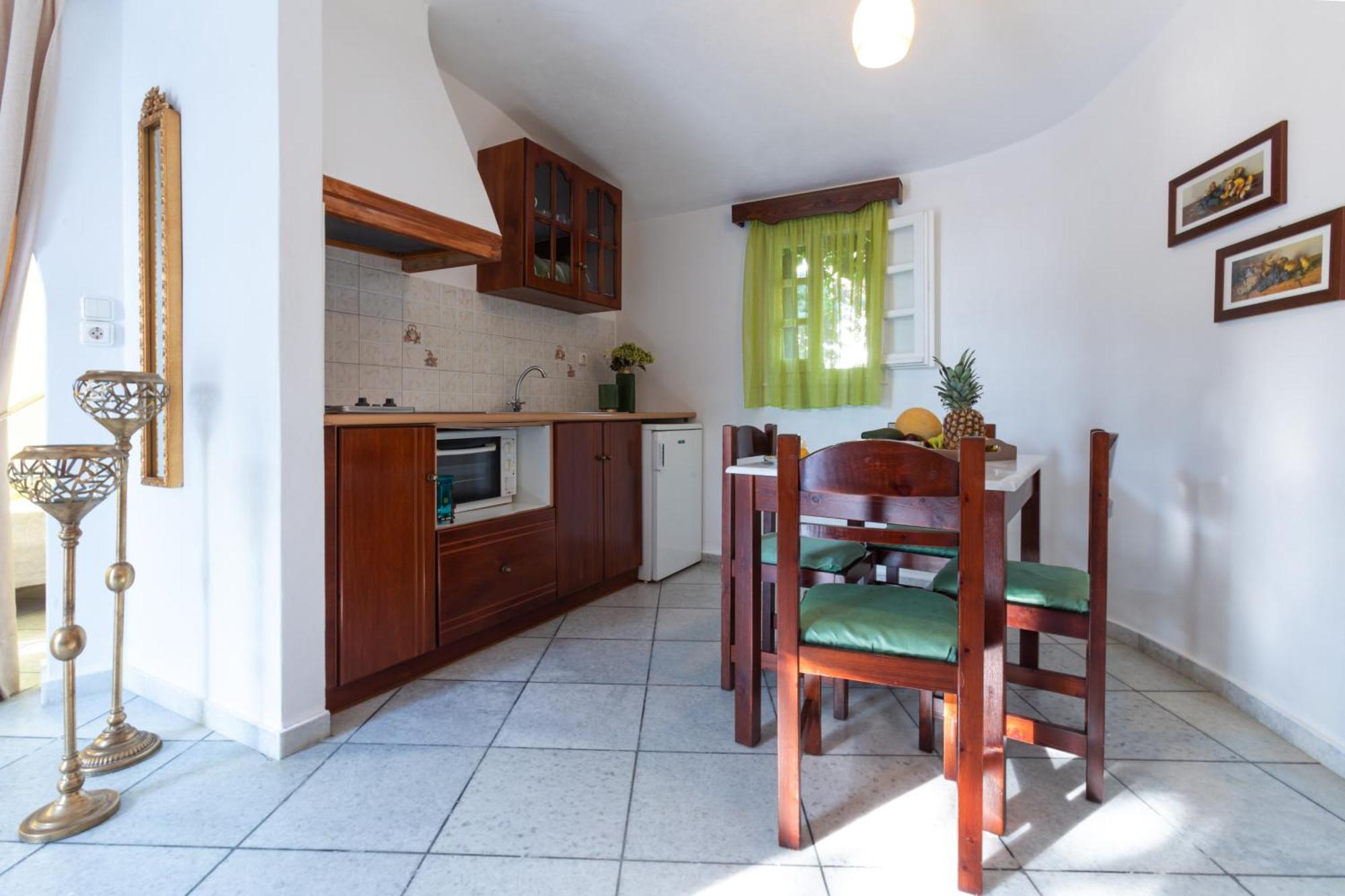 Sunrock Suites Stelida  Dış mekan fotoğraf
